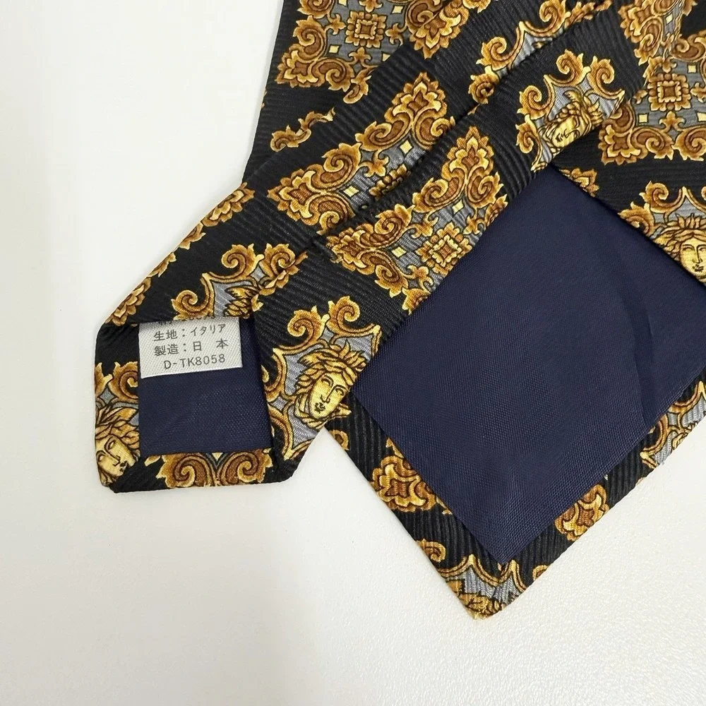 Gianni Versace Mens Tie Baroque Medusas Gold/Navy Silk Japan 3.75